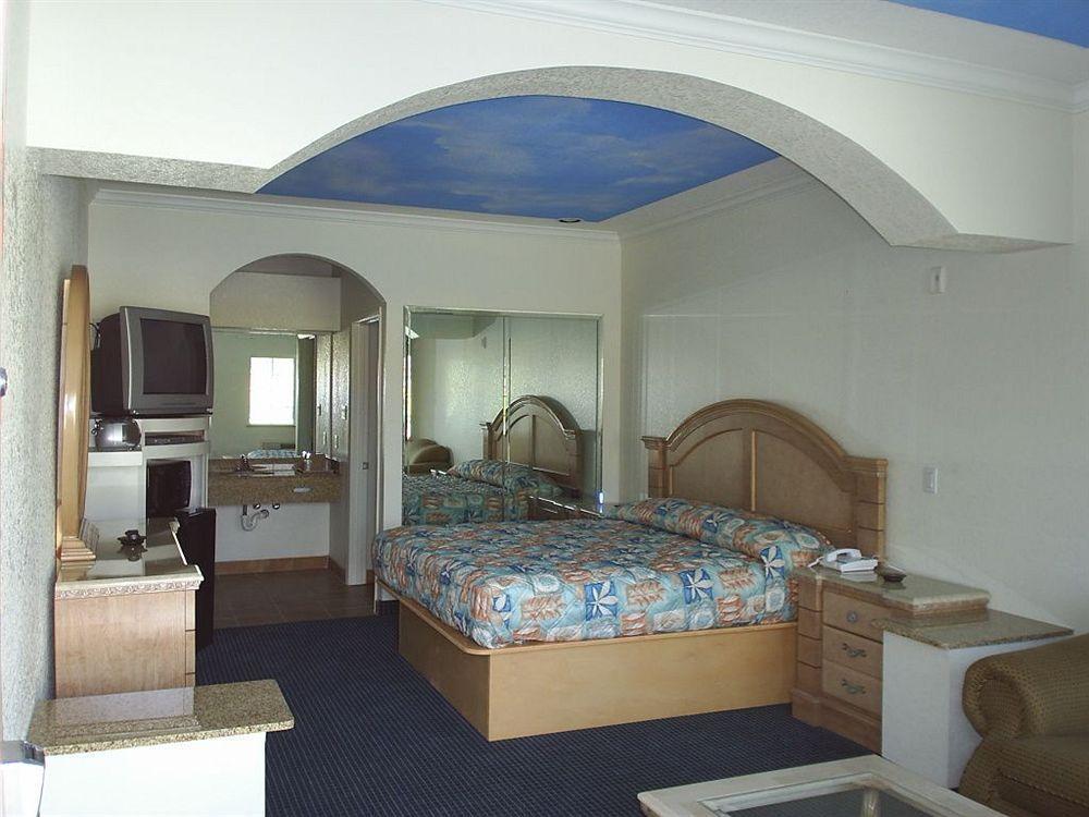 The Symphony Inn & Suites Houston Exterior photo